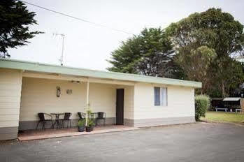 Gum Tree Caravan Park Port Fairy Exteriör bild
